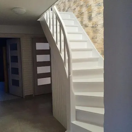 Siodemkacamp Maja Homestay Leba