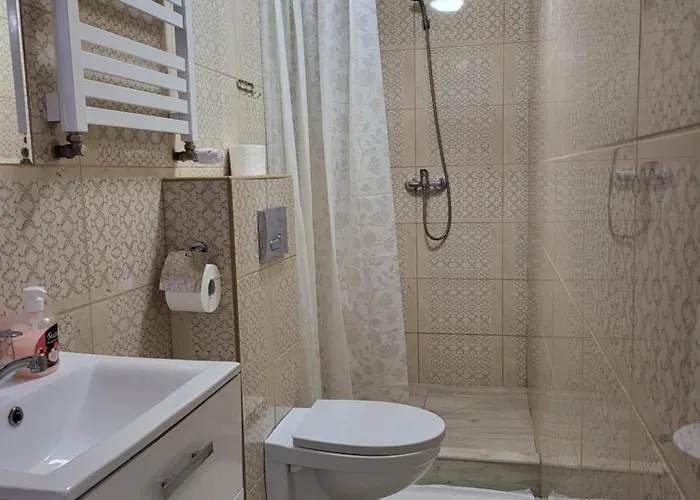 Siodemkacamp Maja Homestay *